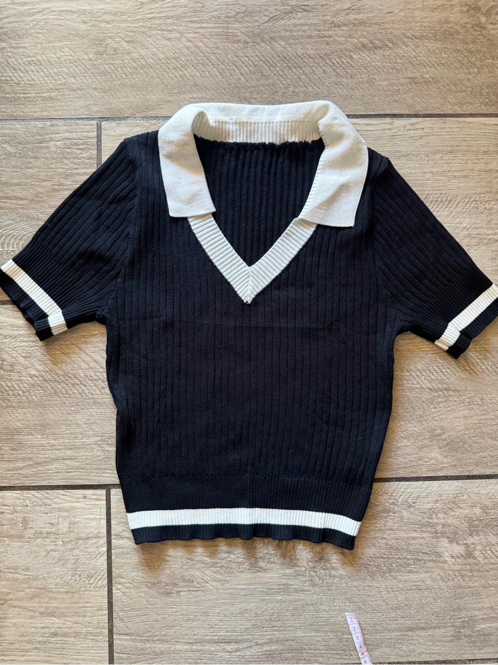 Women Black & White Ribbed Polo Sweater Top